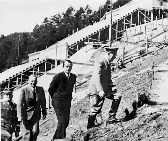 strauss kahn rencontre hitler